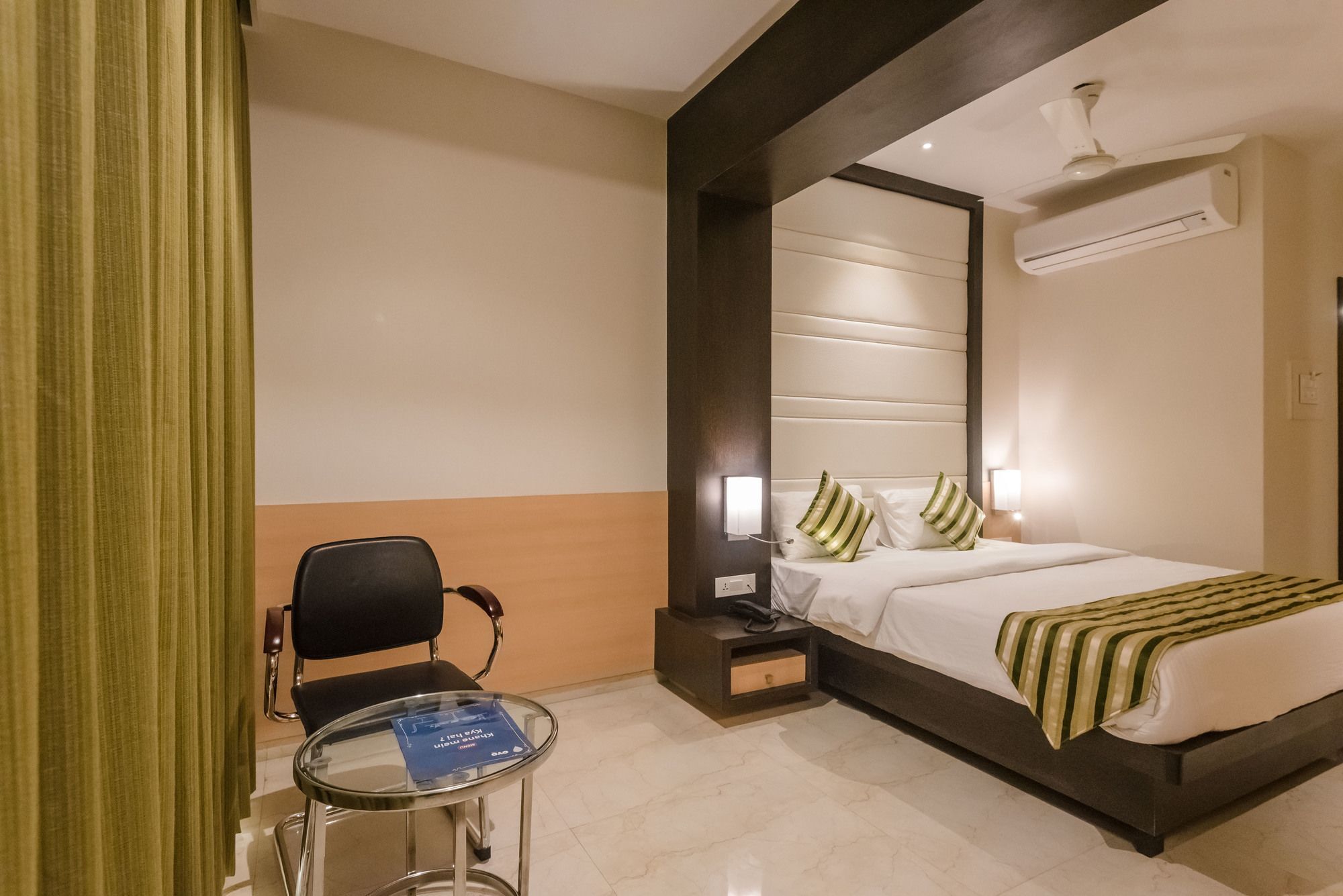 Super Capital O Hotel Konar Inn Turambhe Zewnętrze zdjęcie